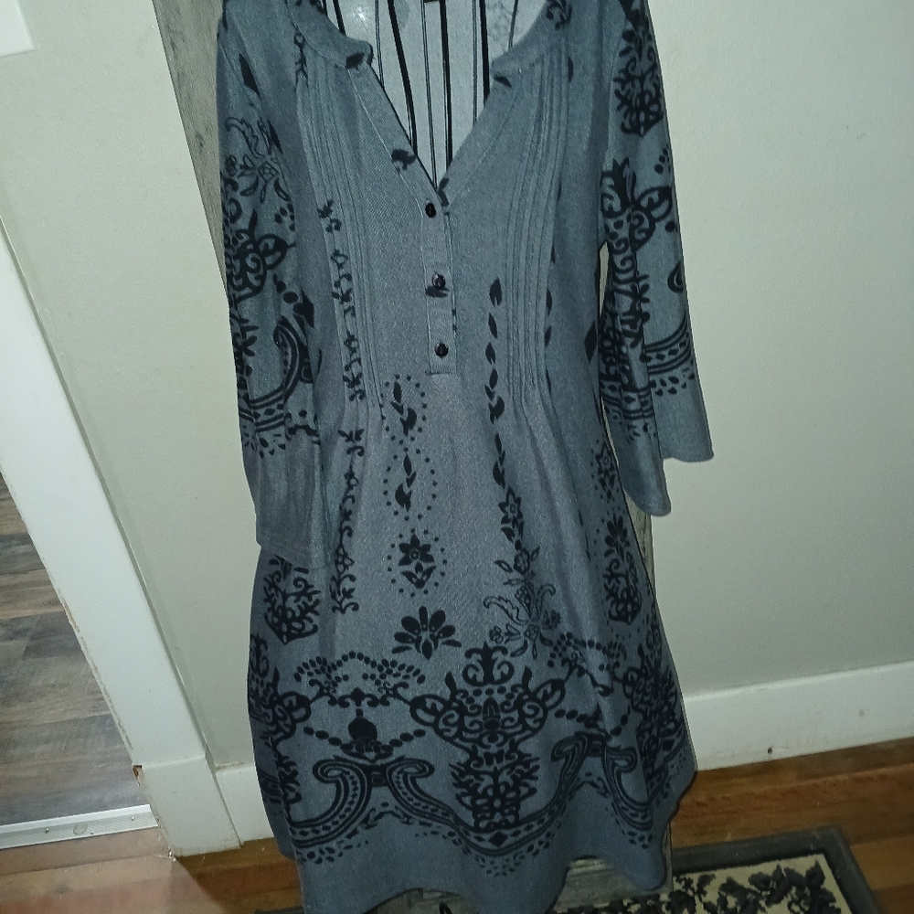 Gray Casual Dress with Bell Sleeves and V-neck